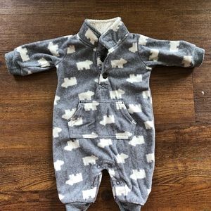 Carter’s baby boy one piece fleece (3m)